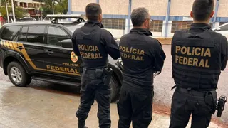 Imagem ilustrativa da imagem PF desarticula quadrilha que fraudava concursos públicos em PE, AL e PB