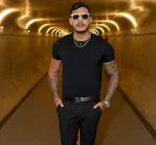 Imagem ilustrativa da imagem Rapper Hungria e suspeita de intoxicação por metanol: hospital atualiza quadro de saúde