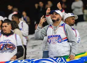 Imagem ilustrativa da imagem Torcida do Bahia canta ‘Corinthians falido’ em plena Neo Química Arena; confira os memes da partida