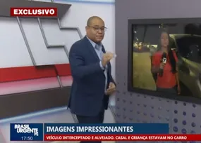 Imagem ilustrativa da imagem VÍDEO: Bandidos bloqueiam carro e atiram contra ocupantes a luz do dia, em Candeias