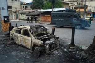 Imagem ilustrativa da imagem Veja fotos da megaoperação policial no Rio contra o Comando Vermelho