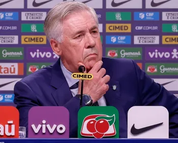 Imagem ilustrativa da imagem Ancelotti chama Rodrygo, Vini Jr e mantém Richarlison para amistosos da seleção