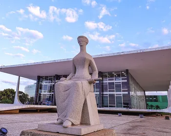 Imagem ilustrativa da imagem Por que não uma mulher no STF?
