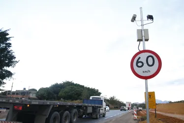 Imagem ilustrativa da imagem 504 mil motoristas são multados por ultrapassar velocidade no ES