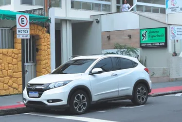 Imagem ilustrativa da imagem 87 mil multados este ano no ES por estacionar em locais proibidos