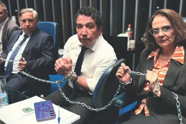 Imagem ilustrativa da imagem Acordo pode suspender mandato de Marcos Do Val