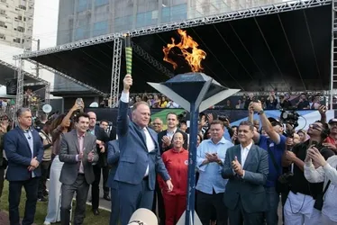 Imagem ilustrativa da imagem Acrobacias, simulações e helicópteros marcam o desfile de 7 de setembro