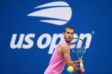Imagem ilustrativa da imagem Alcaraz fecha portas a Djokovic e vai à final em busca do bi no US Open