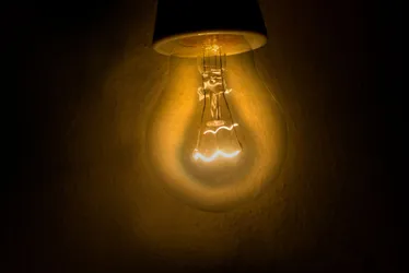 Imagem ilustrativa da imagem Apagão deixa 600 mil pernambucanos sem energia elétrica