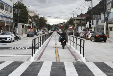 Imagem ilustrativa da imagem Após investimento de R$ 8 milhões, avenida é liberada com nova ciclovia em Vitória