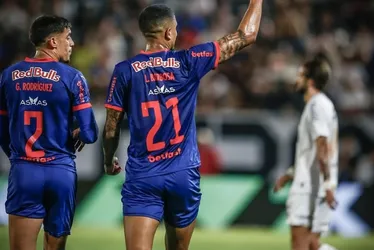Imagem ilustrativa da imagem Atacantes desencantam, mas Santos e Bragantino ficam no empate em Bragança