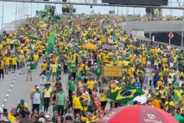 Imagem ilustrativa da imagem Ato Bolsonarista interdita trânsito e ocupa Terceira Ponte neste 7 de setembro