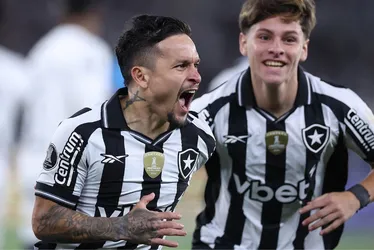 Imagem ilustrativa da imagem Botafogo marca com 15 segundos, supera a LDU e vai jogar pelo empate na altitude