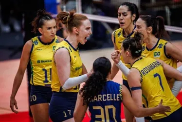 Imagem ilustrativa da imagem Brasil erra mais, perde para Itália e disputa o bronze no Mundial feminino