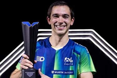Imagem ilustrativa da imagem Calderano é campeão em Foz do Iguaçu e chega a seu terceiro título consecutivo