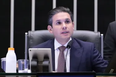 Imagem ilustrativa da imagem Câmara aprova urgência de projeto que trata de anistia a atos golpistas