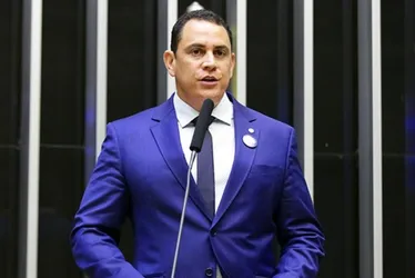 Imagem ilustrativa da imagem Câmara vai analisar projeto de deputado capixaba que proíbe cobrança de mala de mão