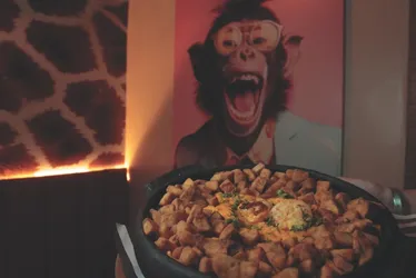 Imagem ilustrativa da imagem Camarão Capixaba: arroz cremoso que une moqueca e banana
