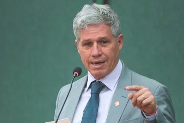 Imagem ilustrativa da imagem Carne e café são os próximos a sair do tarifaço, diz ministro