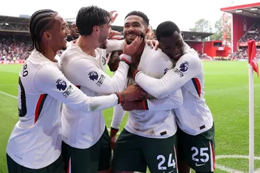 Imagem ilustrativa da imagem Chelsea vence o Nottingham Forest em duelo com 7 brasileiros