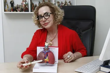 Imagem ilustrativa da imagem Cigarro eletrônico vai criar nova geração de pacientes com doença no pulmão