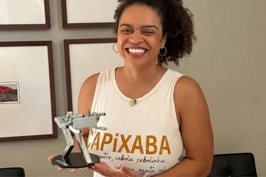 Imagem ilustrativa da imagem Cineasta capixaba detida pela imigração dos EUA é transferida e pode receber visita