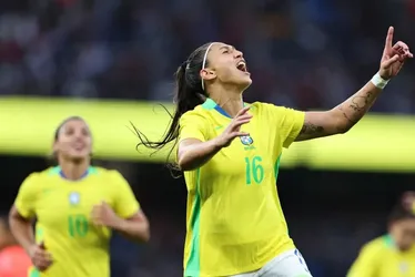 Imagem ilustrativa da imagem Com uma a menos, seleção feminina vence amistoso contra Inglaterra