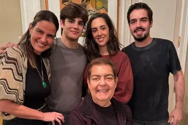 Imagem ilustrativa da imagem Como família lida com problemas de saúde de Faustão