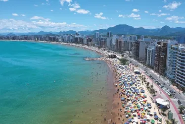 Imagem ilustrativa da imagem Como surgiu a paixão dos mineiros por Guarapari?