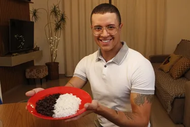 Imagem ilustrativa da imagem Consumo de arroz e feijão é o menor desde 1960 e preocupa especialistas