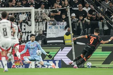 Imagem ilustrativa da imagem Corinthians tem meio time de desfalques e tenta contornar pressão contra o Inter