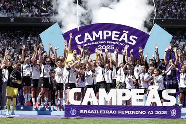 Imagem ilustrativa da imagem Corinthians vence Cruzeiro e é campeão brasileiro de futebol feminino