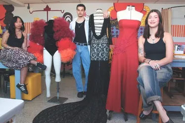 Imagem ilustrativa da imagem Criações de futuros estilistas em feira de moda na Enseada