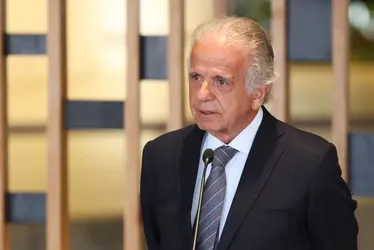 Imagem ilustrativa da imagem Crise entre Venezuela e EUA preocupa, diz ministro da Defesa do Brasil