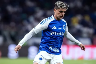Imagem ilustrativa da imagem Cruzeiro confirma fratura e Fagner vira desfalque para sequência da temporada
