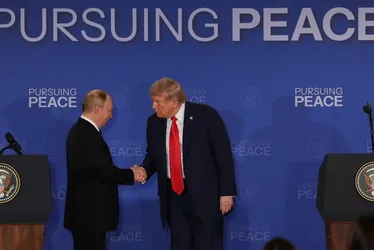 Imagem ilustrativa da imagem Cúpula entre Trump e Putin acaba sem trégua na Ucrânia