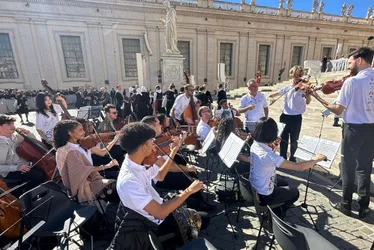 Imagem ilustrativa da imagem Das vielas quentes do Recife aos arcos do Vaticano: um concerto em nome da paz