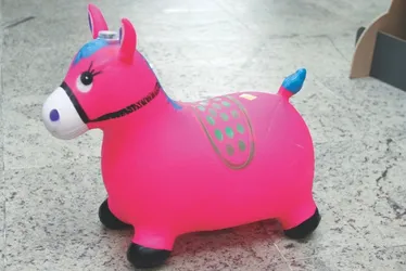 Imagem ilustrativa da imagem Dia das Crianças: presentes vão de bonecas a brinquedos eletrônicos