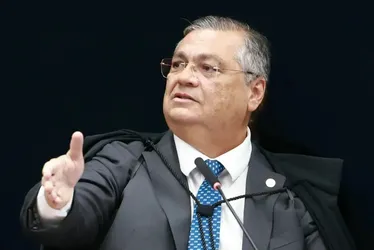 Imagem ilustrativa da imagem Dino diz que STF não vai se intimidar com tweet de governo estrangeiro