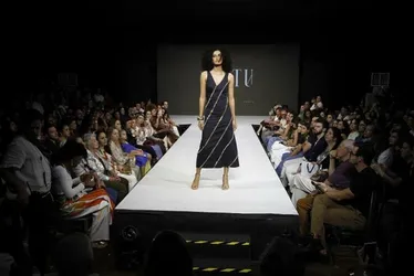 Imagem ilustrativa da imagem ES Fashion: Último dia para conferir peças da moda em Vitória