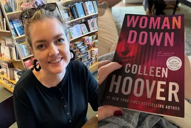 Imagem ilustrativa da imagem Editora anuncia lançamento simultâneo de novo livro de Colleen Hoover