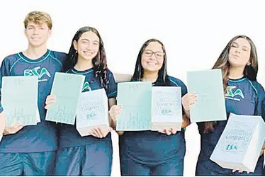 Imagem ilustrativa da imagem Educação e tecnologia de mãos dadas