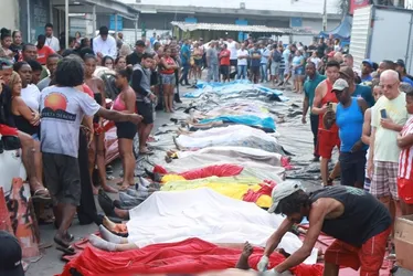 Imagem ilustrativa da imagem 'Ele queria se entregar', diz mãe que reconheceu filho entre corpos enfileirados