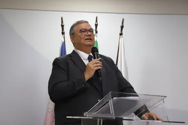 Imagem ilustrativa da imagem Em Vitória, Flávio Dino ironiza: "Tive de tirar o Pateta e o Mickey da minha vida"