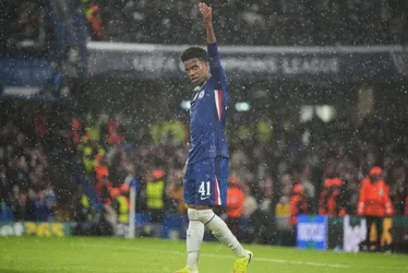 Imagem ilustrativa da imagem Estêvão marca em goleada do Chelsea, Liverpool também goleia e Bayern mantém 100%
