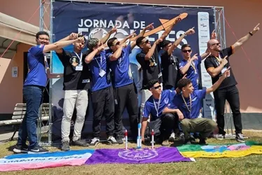 Imagem ilustrativa da imagem Estudantes do ES conquistam ouro e prata na Olimpíada Brasileira de Foguete no Rio
