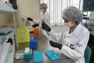 Imagem ilustrativa da imagem Exame de DNA já ajudou a encontrar 28 desaparecidos