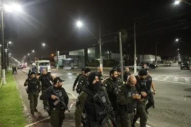 Imagem ilustrativa da imagem Execução de delegado, elo com fintechs, plano de matar promotor e ‘bunker’: 4 sinais do poder do PCC
