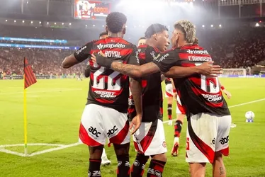 Imagem ilustrativa da imagem Flamengo desafoga no fim, vence Racing e sai na frente por vaga na final