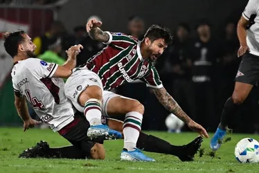 Imagem ilustrativa da imagem Fluminense cede empate ao Lanús e cai na Sul-Americana dentro do Maracanã